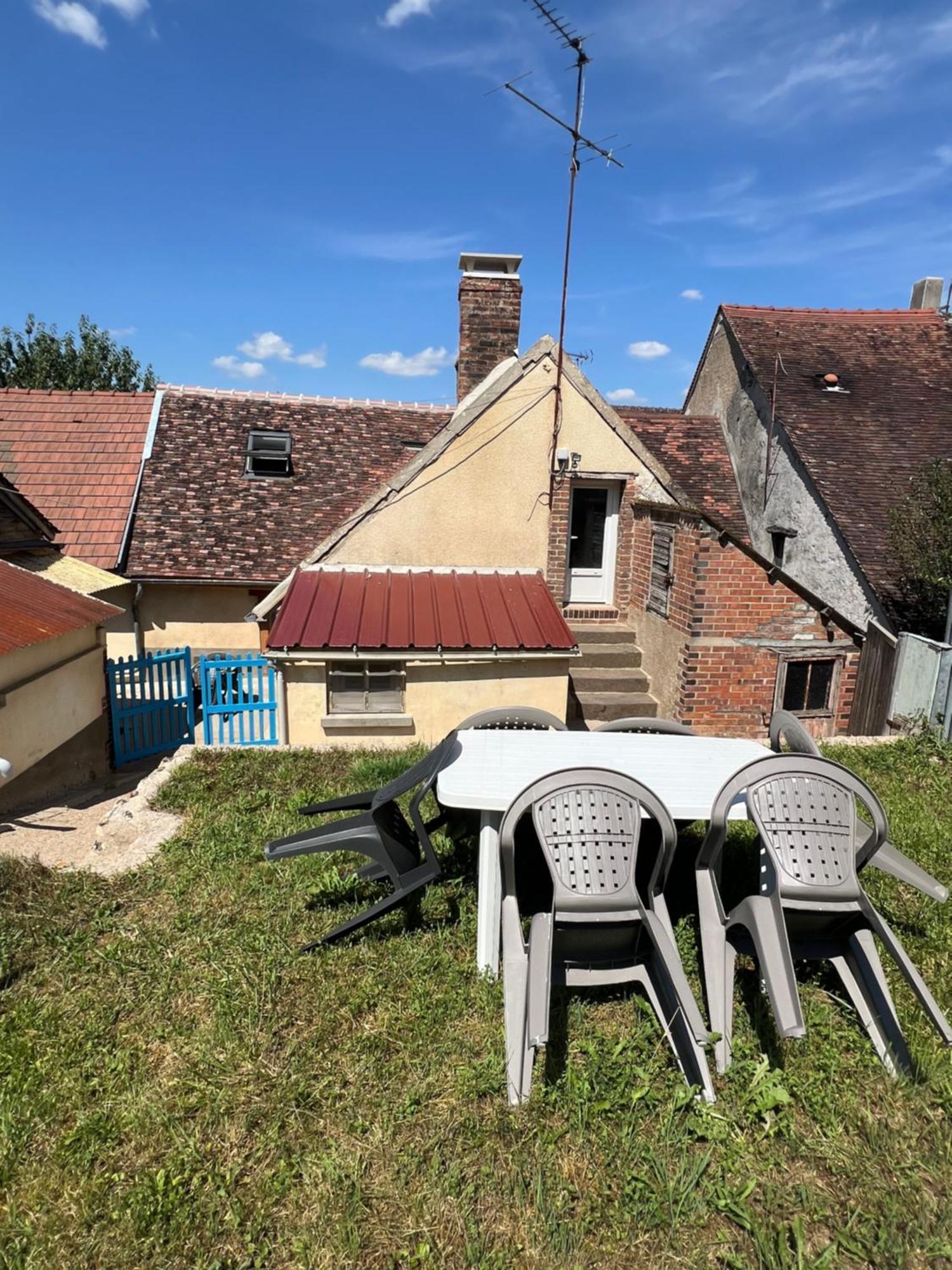 Le Campagnard Vintage Bourguignon Villa Saint-Privé Exterior photo